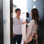 『人妻』 工事現場の男を自宅に連れ込みケダモノ不倫 欲求不満妻のガテン系チ●ポ喰いが止まらない！ 松河智奈美 【FANZA】