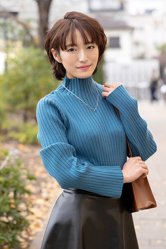 『人妻』 【バッキバキ筋肉！！】スレンダー彫刻ボディ若妻26歳。鍛え上...