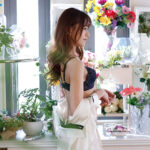 『人妻』 下級クズ親子に犯●れ堕ちた上級国民肉便器妻 愛する息子の前で何度も何度もイカされ中出しされてしまったワタシ。 希島あいり 【FANZA】