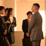 『人妻』 出張先相部屋NTR 絶倫の上司に一晩中何度もイカされ続けたキャリア女子社員 稲森美憂 【FANZA】