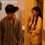 『人妻』 妻の妊娠中、オナニーすらも禁じられた僕は上京してきた義母・ゆなさんに何度も種付けSEXをしてしまった…。 椎名ゆな 【FANZA】