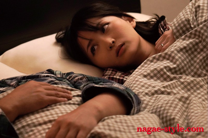 『人妻』 ザ・寝取らせ 他人と濃厚に抱き合っていた妻・オムニバス 【F...