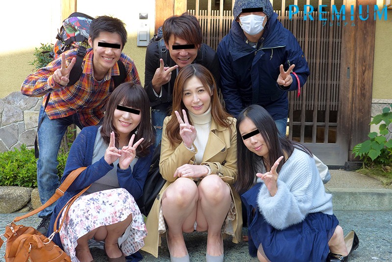 『人妻』 社員旅行NTR ～美人妻を狙う同僚との浮気中出し映像～ 【F...