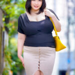 『人妻』 超爆乳・超爆尻の肉厚ポッチャリ不倫妻 趣味はパイズリ。イカせた男は1000人以上 このは（26） 稲月このは 【FANZA】