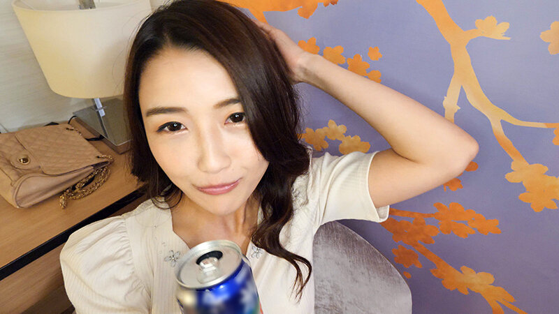 『人妻』 【スレンダー肉弾神尻】お花屋さんで働くかわいい系奥さま26歳...