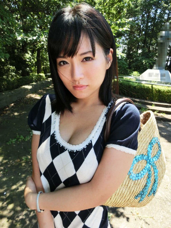 『人妻』 デカ乳首エロクリ巨乳妻 新庄みゆき 【FANZA】