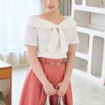 『人妻』 清楚なデカ尻人妻の固定ディルド当てゲーム 利き竿イッポン勝負！見事当てたら賞金100万円！外せばその場でデカチン即ハメ！ ディルドでイッた直後の敏感マ●コに旦那より大きいチ●ポでハメられイキまくった奥様は中出しも拒めないのか！？ 【FANZA】