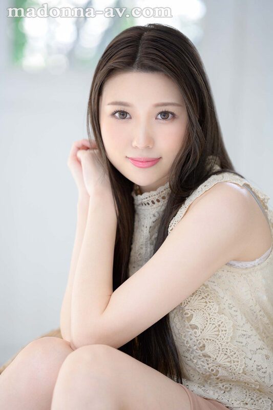 『人妻』 好きになるのに、1秒もかからない美貌と名器―。 才色兼備な現...