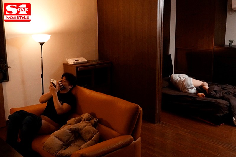 『人妻』 ‘嫁ニー’をきっかけに妻の性欲が再燃…愛と情欲が燃え上がる2...