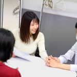 『人妻』 「芸能界の華やかな世界を見てみたい」 偽映画のオーディションで監督にセクハラ演技指導を受けた人妻は若手俳優とセックスまでしてしまうのか？ 【FANZA】