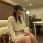 『人妻』 「何回も中に出していいですよ…」ママ友と飲んだ帰りに終電逃してホテルに無防備チェックイン！大量おもちゃの洗礼にアクメ連発！お礼にカリからアナルまで舐めダルマ＆足コキサービス！ゴムなし生セックスで賢者モード強●排除の射精後即フェラ連続勃起の中出し3連発！ 【FANZA】