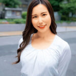 『人妻』 出ちゃってます…ため息が出るほど美しい人妻たちが街中でナンパされて○○○まで…4時間 【FANZA】