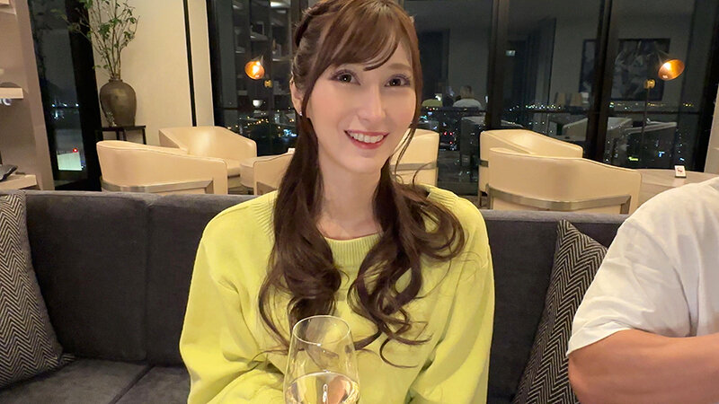 『人妻』 横浜セレブ妻 えり 31歳 東京から来たヤリチン男たちと浮気...