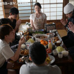 『人妻』 愛する8人の息子たちと子育てSEXに溺れる、大家族‘近親相姦’性活 木下凛々子 【FANZA】