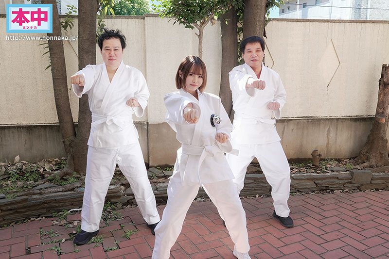 『人妻』 見た目そっくりな義兄2人が推しの芸人に激似すぎて…幼な妻が交...