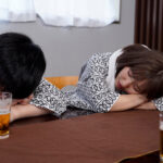 『人妻』 NTR旅行 子作り目的で泊まった旅館で排卵日の妻が鬼畜男子大学生たちに中出しされまくった 百永さりな 【FANZA】