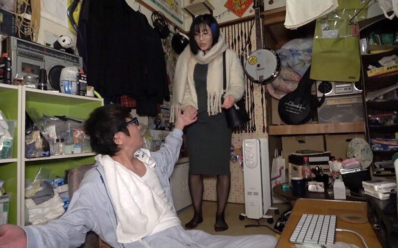 『人妻』 素人裏垢女子と近所の奥様と生徒の母親に生中出し クズ親父あき...