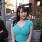 『人妻』 欲求不満の肉体が疼いて ドスケベ美人肉欲妻がマンションの両隣の男達と不倫SEX 巨乳とデカ尻を責められて乱れまくる 美波汐里 【FANZA】