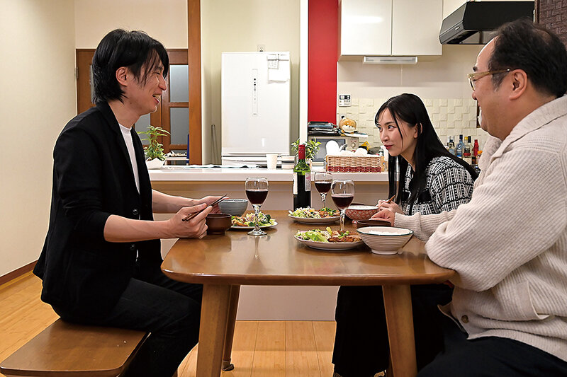 『人妻』 寝取らせ美人妻 変態夫婦の淫靡な企て 鈴木真夕 【FANZA...