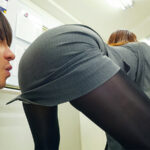 『人妻』 【ごっくんセクハラ】 酔っ払って部下の精子を飲み尽くすザーメン中毒のパッツン肉感デカ尻人妻女上司 新村あかり 【FANZA】