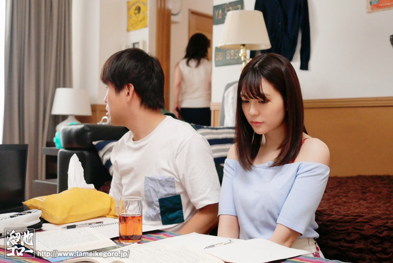 『人妻』 はじめて彼女が出来たので義母とSEXや中出しの練習をする事に...