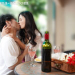 『人妻』 「私たち、カップルに見えるかな？」 息子と肉体関係をもって早3年、今年も夫に内緒で年に一度のお泊りデートへ行って来ます。 一色桃子 【FANZA】