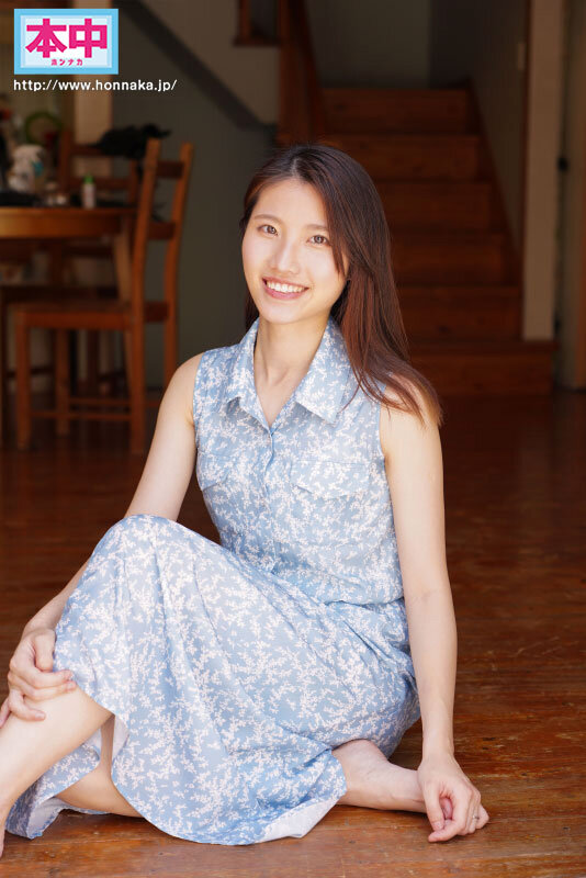 『人妻』 新人 騎乗位大好き乳首ビンビンスレンダー母乳人妻が中出しAV...