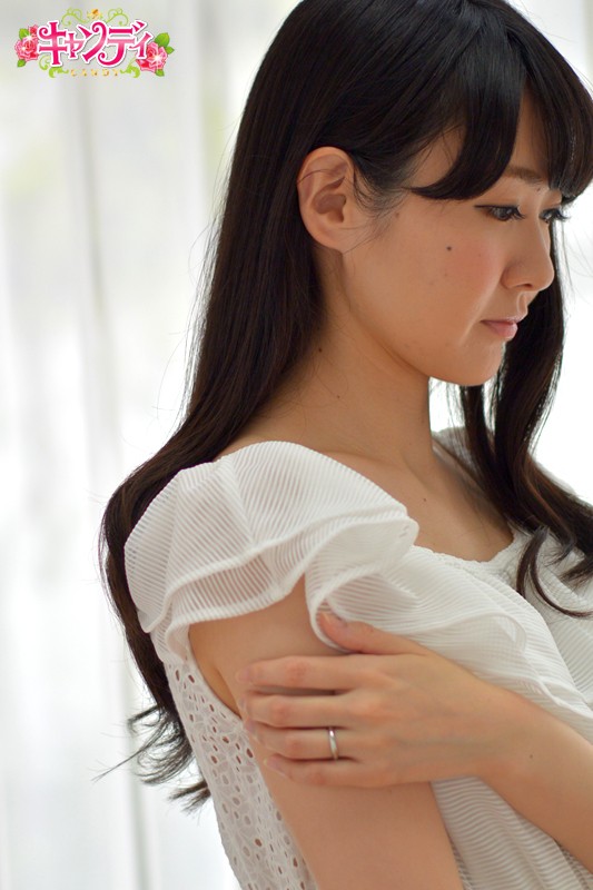 『人妻』 美脚スレンダー人妻 1本限りの中出しAV出演 小野ほのか 【...