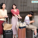 『人妻』 「おち〇ちん勃起させてごめんね。」 義理の息子が女湯でフル勃起！？戸惑った義母がこっそりヌイてあげるも自身も欲求不満なので性のおもちゃにシテあげた 仲村みう 【FANZA】