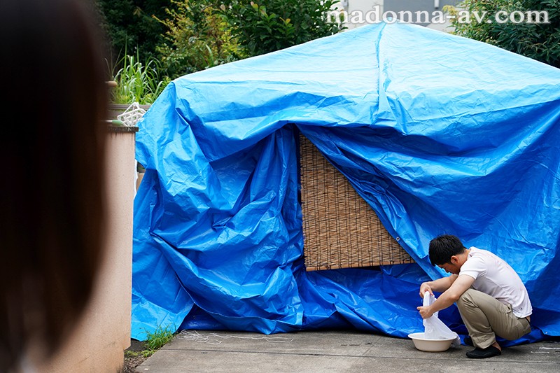 『人妻』 元CMタレントの人妻×初本格NTR作品！！ ホームレスNTR...