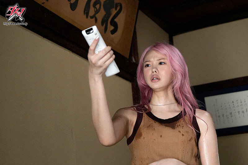 『人妻』 エアコンが壊れた蒸し猛暑日。不意にみた旦那以外の勃起チ○ポに...