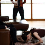 『人妻』 愛する夫の為に、身代わり週末肉便器。 超絶倫極悪オヤジに、孕むまで何度も中出しされ続けて…。 橘メアリー 【FANZA】