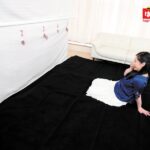 『人妻』 人妻なら！夫のち○ぽ当ててみろ！！のはずが…中年夫とはレベル違いの若いカチコチガン反りチ○ポに興奮MAXな人妻たち！！ 【FANZA】