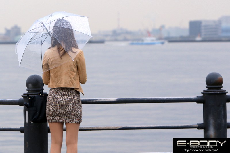 『人妻』 夫に内緒ではじめてのAV 美し過ぎる奇跡の釣鐘型バスト あか...