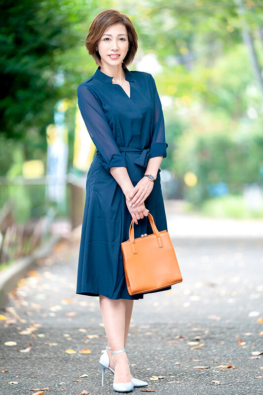 『人妻』 旦那やセフレだけでは物足りず、AV出演に応募してきたSEXな...