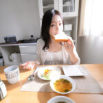 『人妻』 最高の奥さんと、初めてのリアル妊活中出し。緊張ドキドキ密着ハメまくり結婚性活へようこそ！ 三葉ちはる 【FANZA】