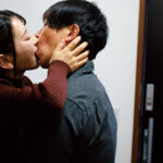 『人妻』 愛する妻の裏の顔 紗々原ゆり 【FANZA】