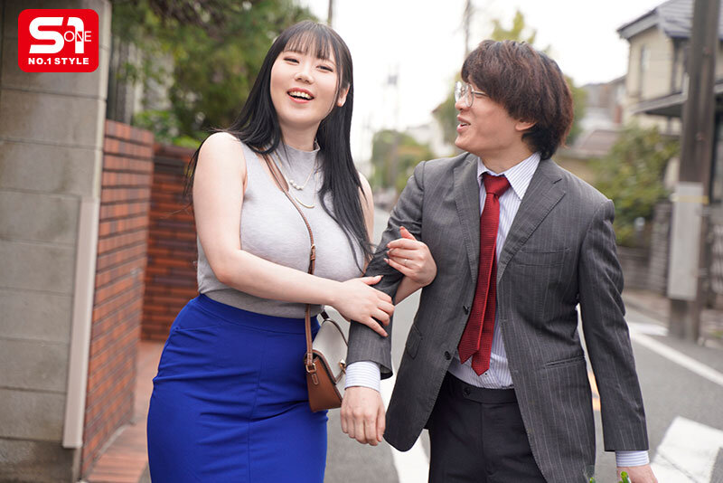 『人妻』 平日午後3時。私は「妻」を脱ぎ捨てた。際どいマッサージは不倫...