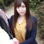 『人妻』 マジックミラー号 心優しい子持ちのママがデカチンで妻に挿入を許してもらえない男性に素股奉仕 産後で感度が上がったマ○コは我慢できず、不倫挿入真正中出し！6 【FANZA】