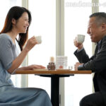 『人妻』 既婚者マッチングアプリで出逢った中年男女の濃密に愛し合った不倫記録ー。 珈琲のように深く、苦い二度目の恋に溺れた二人ー。 北条麻妃 【FANZA】