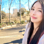 『人妻』 【腹筋バッキバキ】ガチアスリート体型美人妻35歳。Wマッスルピストンでチ〇ポ堕ちクレイジー生中3Pファッキン！！【筋肉国際交流】 【FANZA】