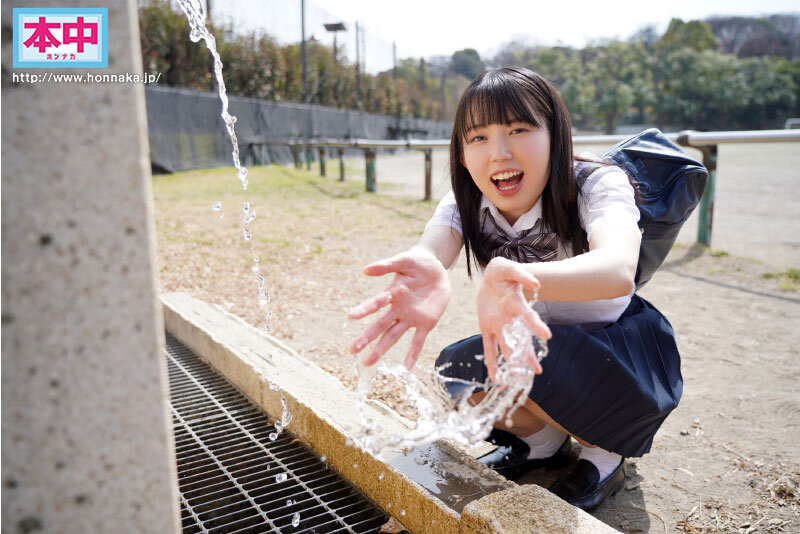 『人妻』 「先生、不倫ごっこしよ」 妻と倦怠期中な担任のボクに中出し求...