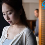 『人妻』 緊縛調教妻 興味本位から始まった刺激的過ぎる非日常。家政婦から性奴●に堕ちマゾ開花する悦び 美咲結衣 【FANZA】