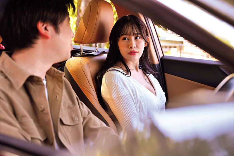 『人妻』 変態叔父さんのマッサージで秘部キワキワまで責められ…快楽堕ち...