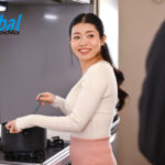 『人妻』 緊縛調教妻 忙しい夫に寂しさを感じていた人妻が堕ちた金融詐欺。返済できない借金の代わりに縛られ犯●れた身体 浜辺栞帆 【FANZA】