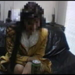 『人妻』 奥様は若妻 満たされる事のない淫乱妻 【FANZA】