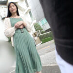 『人妻』 誰もが振り向くスタイル良すぎな素人美女を騎乗位マシーーーン！で口説いてハメまくりましたwww 【FANZA】