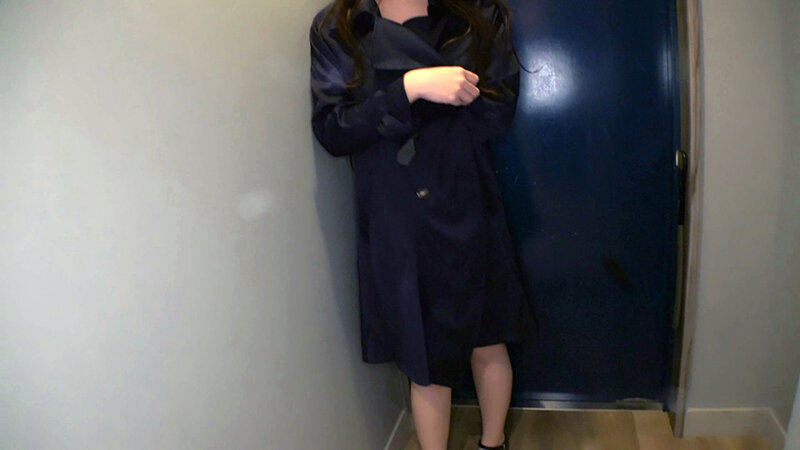 『人妻』 ※ド変態人妻W不倫警報※【美F乳妻は露出狂！？チクビローター...