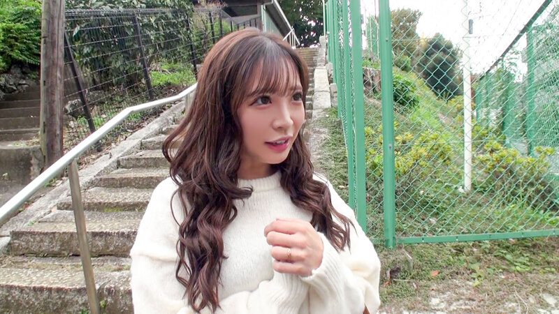 『人妻』 SNSでナンパした美人人妻が、旦那以外の身体に興奮してドエロ...