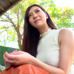 『人妻』 巨乳人妻温泉デート 艶やかで色気満載の美白美肌妻詩織28歳 【FANZA】